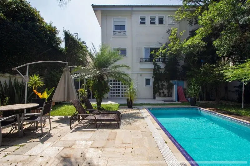 Casa com 3 quartos em Morumbi - foto 3