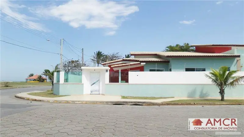 Casa com 4 quartos em Itanhaem - foto 4