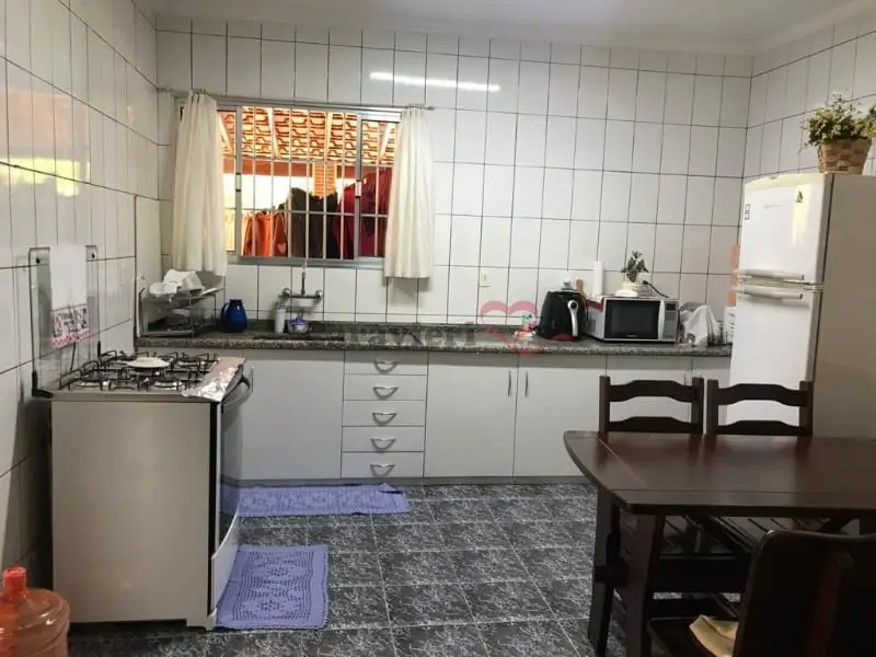 Sobrado com 6 quartos em Burgo Paulista - foto 5