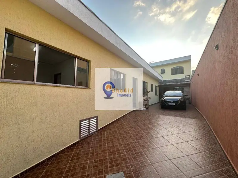 Casa - 3 quartos - Vila Mesquita - São Paulo