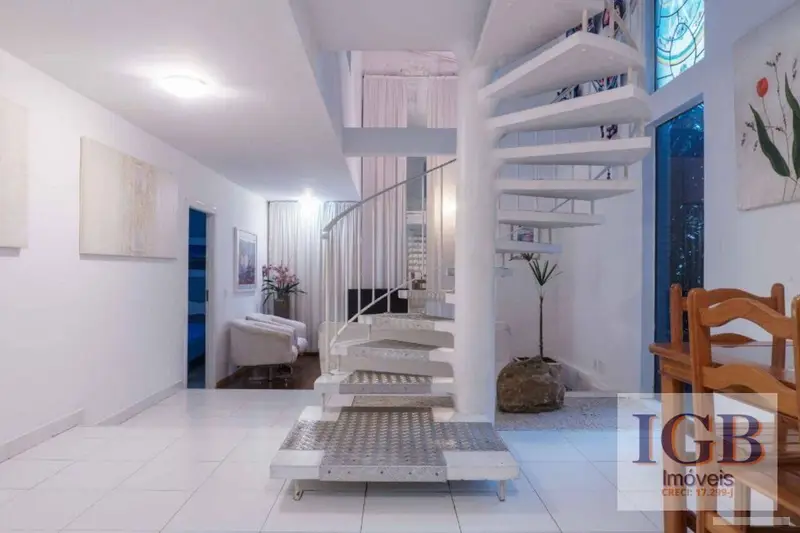 Casa com 6 quartos em Perdizes - foto 4