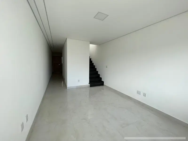 Sobrado com 3 quartos em Vila São Geraldo - foto 2