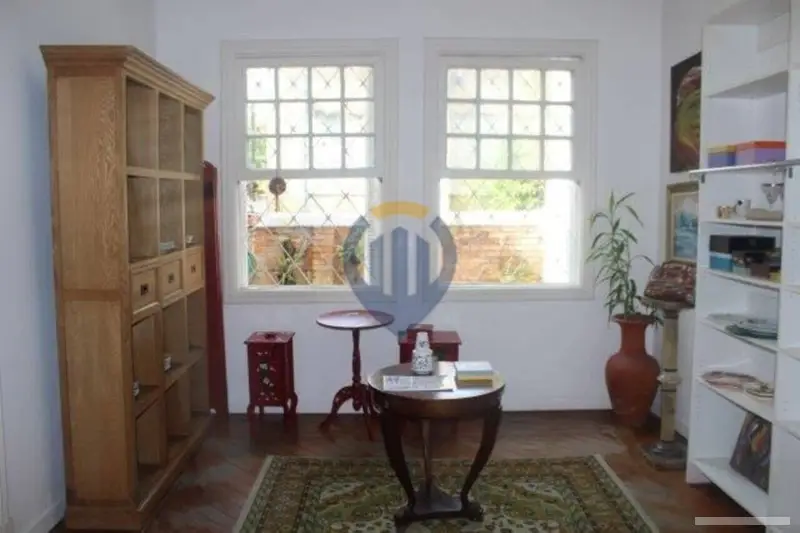 Casa com 4 quartos em   - foto 2