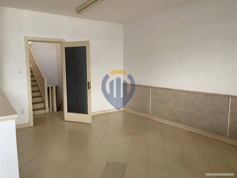 Casa com 6 quartos em Perdizes - foto 2