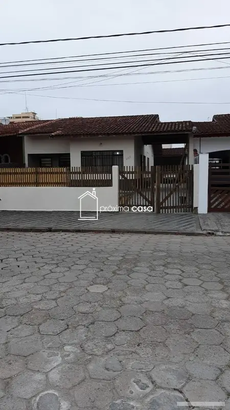 Casa - 2 quartos - Centro - Peruíbe