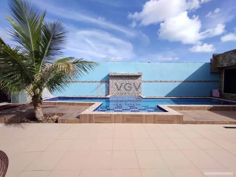 Casa com 3 quartos em Itanhaem - foto 2